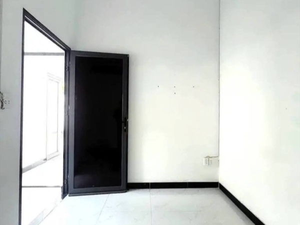 BÁN NHÀ GẦN TRUNG TÂM SONG HÀNH - BÁN GẤP