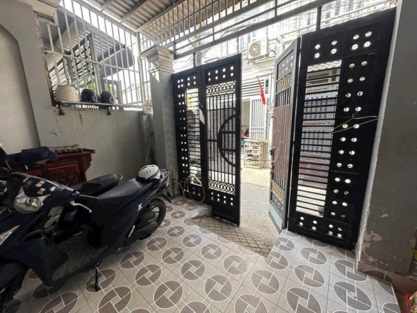 BÁN NHÀ SẸT MỘT ĐƯỜNG DƯƠNG THỊ MƯỜI QUẬN 12