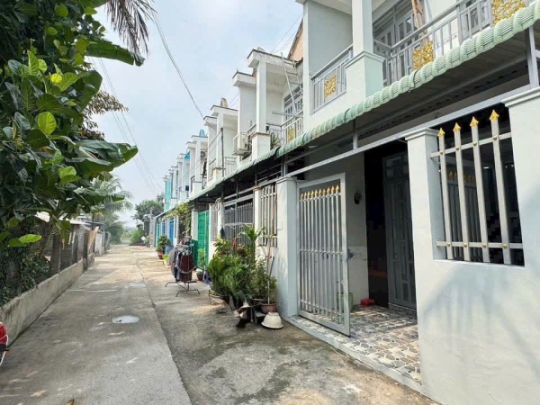  CẦN BÁN GẤP CĂN NHÀ 
