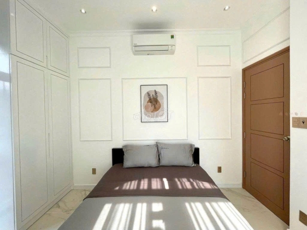 Nguyễn Thái Sơn, view máy bay 1,960tỷ 49m2, SHR, nhà mới, vay bank 70%