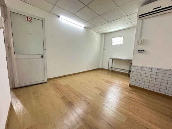 Studio sẵn Máy lạnh, Kệ bếp