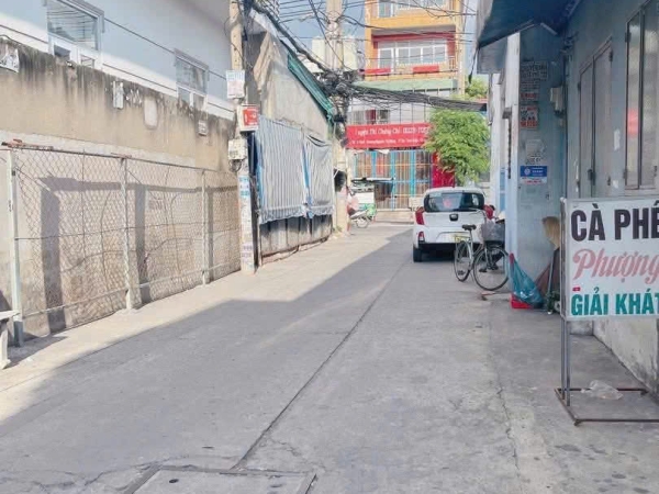 TÌM CHỦ MỚI ĐÓN LỘC THẦN TÀI - NHÀ ĐẸP G,I,Á CŨNG ĐẸP 